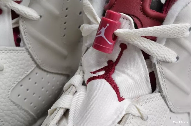 650 Comfortable 6 Jordan 384664-116 Maroon Retro 0822